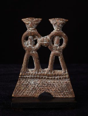 Double-Figured Divination Pendant - Senufo people, Ivory Coast